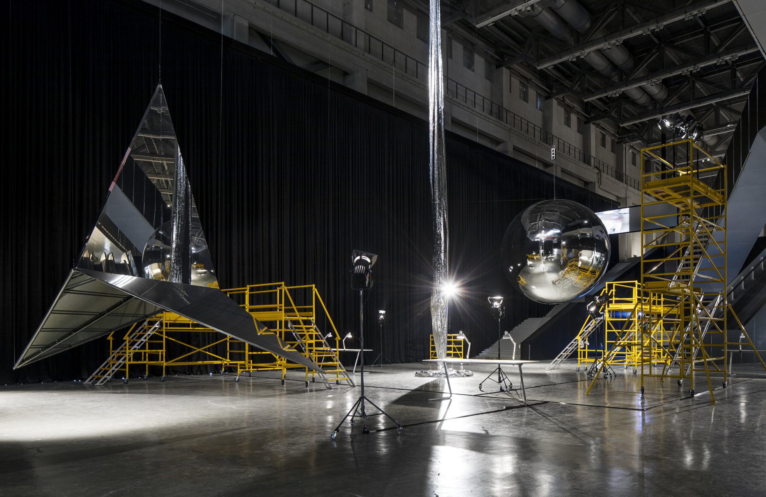 Research Stay and its outcomes of Hallie Ayres, Curator of the 14th Shanghai Biennale